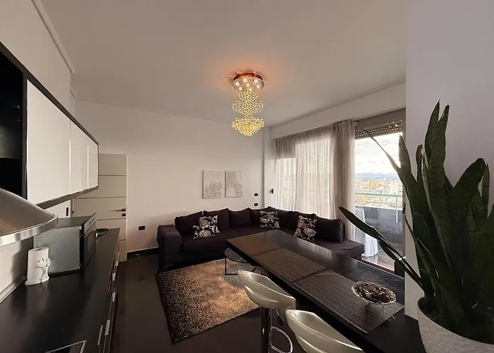 Centre - Selvia Apartment